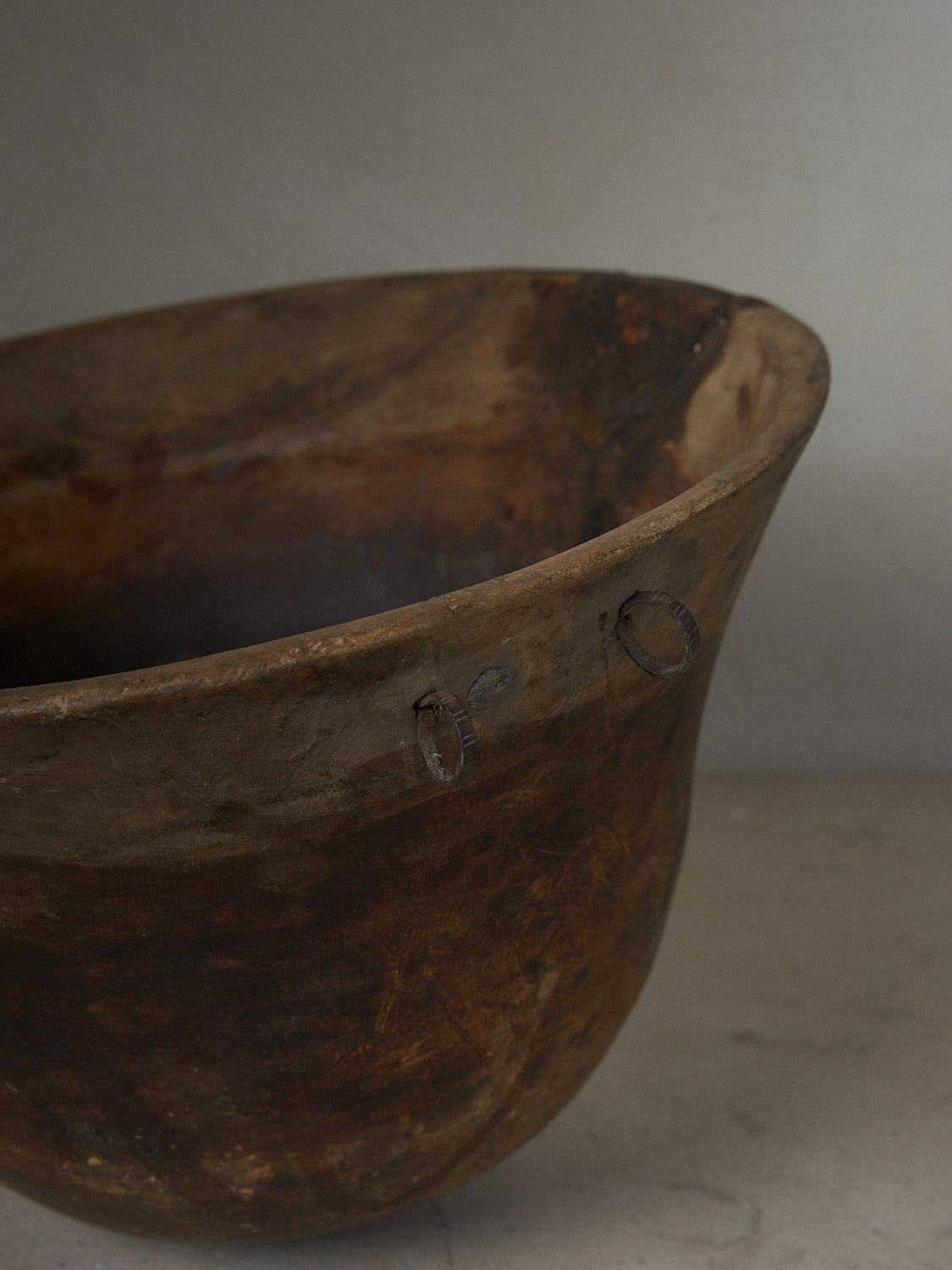 Bowl Tuareg. Rare vintage find. Authentic, oversized wood bowl from the Tuareg peoples in West Africa featuring a wide, open rim and original hardware repair details.