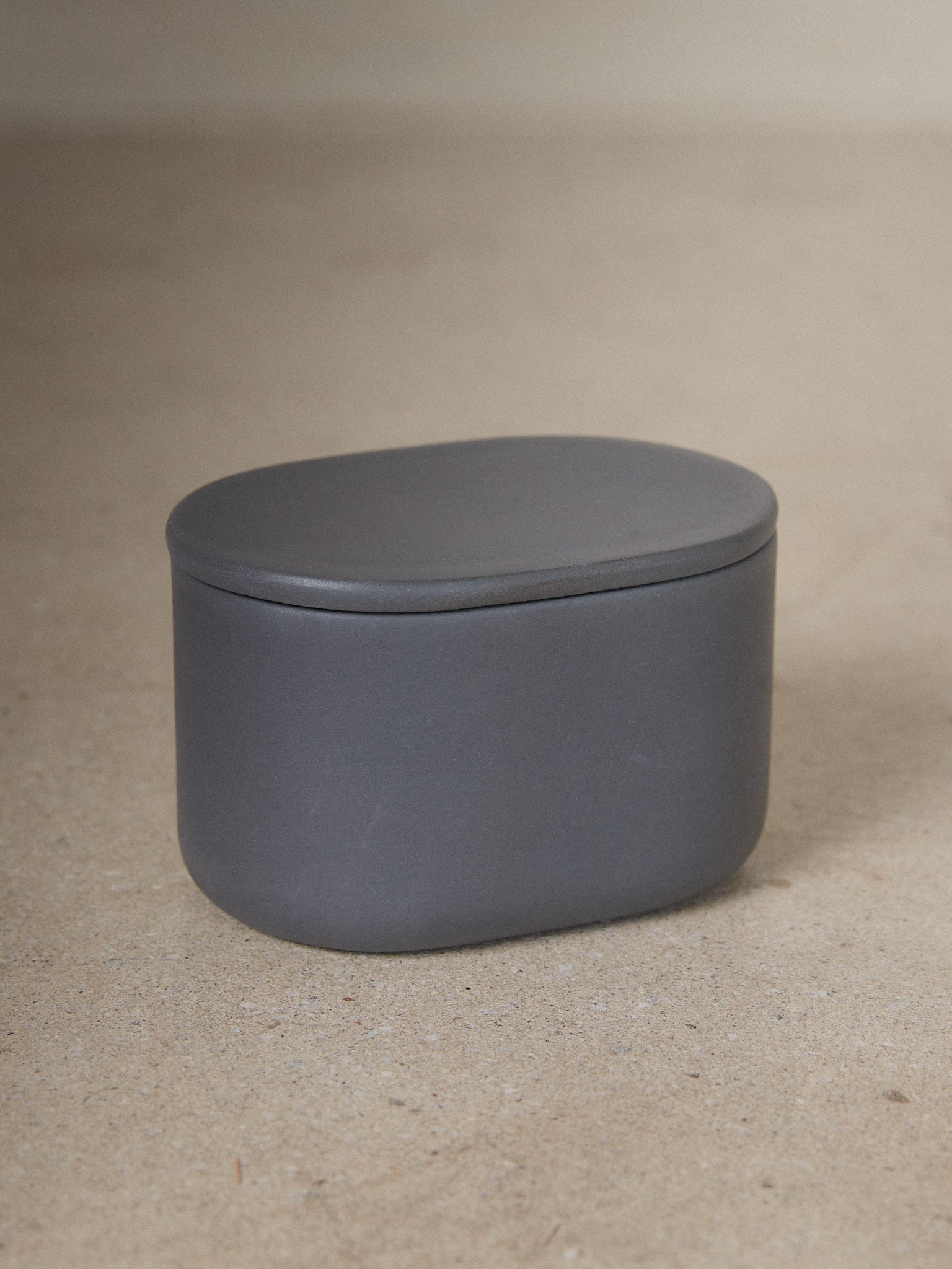 Dark Grey Cose Oval Box. A study in refined simplicity, the Cose Oval Box by Bertrand Lejoly for Serax adds subtle luxury to any bathroom or kitchen. 